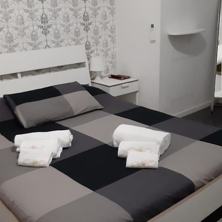 Manzoni Residence Como Eksteriør billede