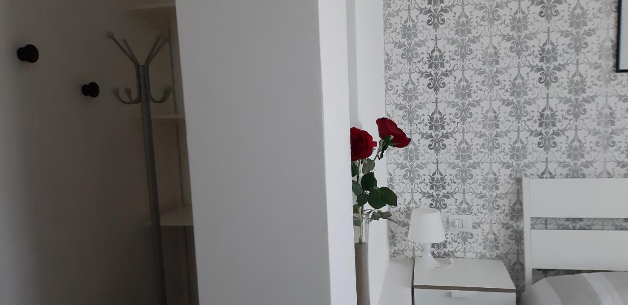 Manzoni Residence Como Eksteriør billede