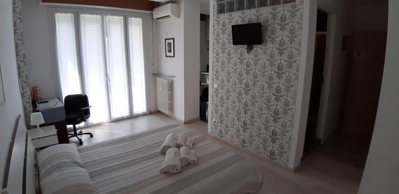 Manzoni Residence Como Eksteriør billede