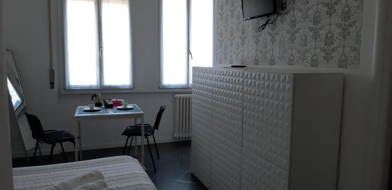 Manzoni Residence Como Eksteriør billede