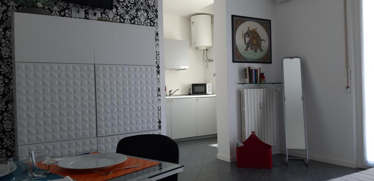 Manzoni Residence Como Eksteriør billede