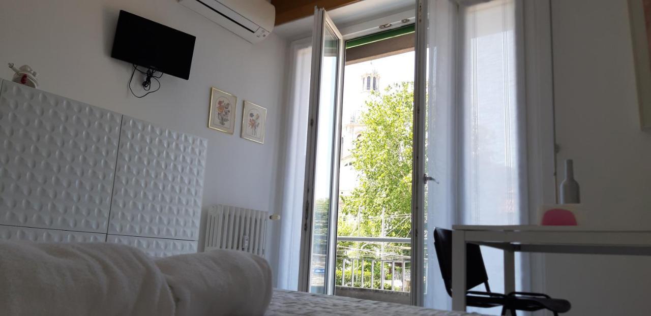 Manzoni Residence Como Eksteriør billede