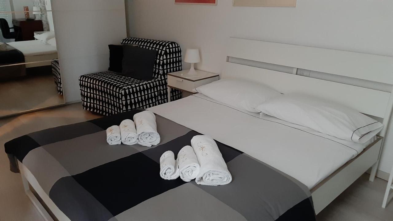 Manzoni Residence Como Eksteriør billede